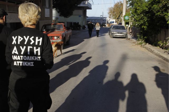 Η κρίση ενδυναμώνει τους νεοναζί περισσότερο στην Ελλάδα, γράφει το Spiegel